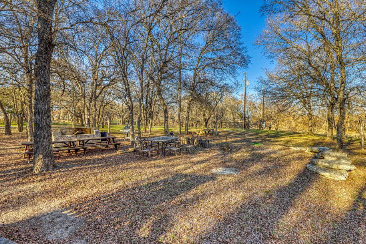 Вілла The Pecan @ Mendelbaum Winery Guest Cabins Фредеріксбург Екстер'єр фото